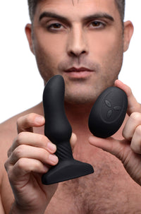 Slim M Curved Rimming Plug With Remote Control - THE FETISH ACADEMY 
